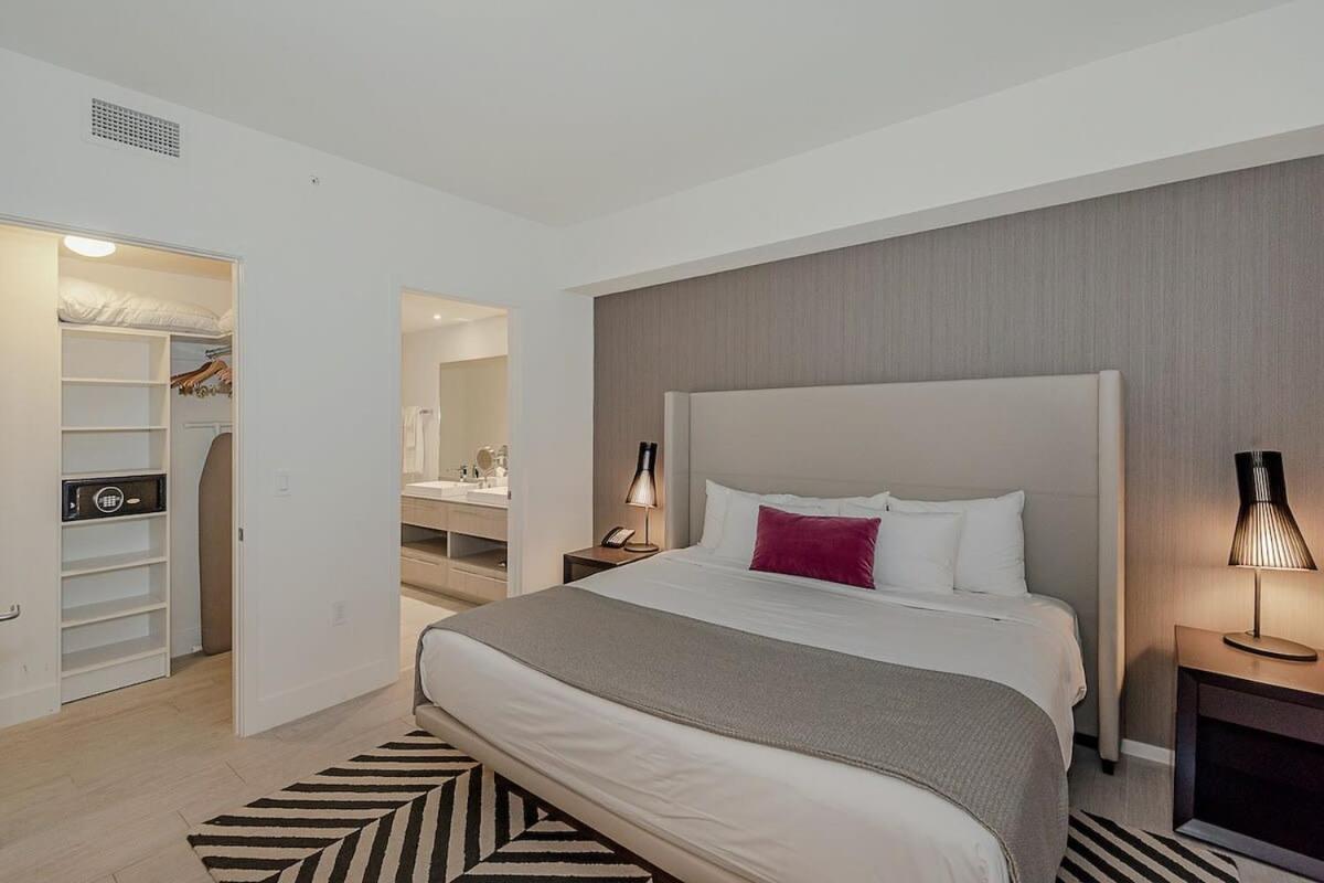 Apartmán Luxury With Stunning View, Balcony, Amazing Pools Hollywood Exteriér fotografie